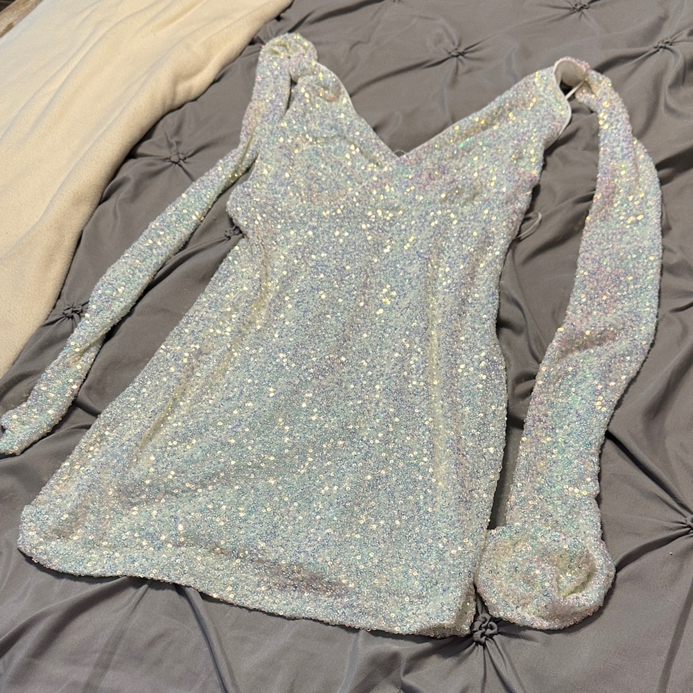 Sparkle Sequin V-Neck Mini Dress in Iridescent White